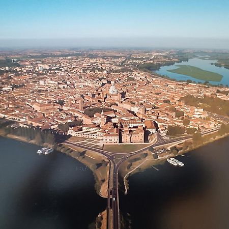 Residenza Tosca Daire Mantua Dış mekan fotoğraf